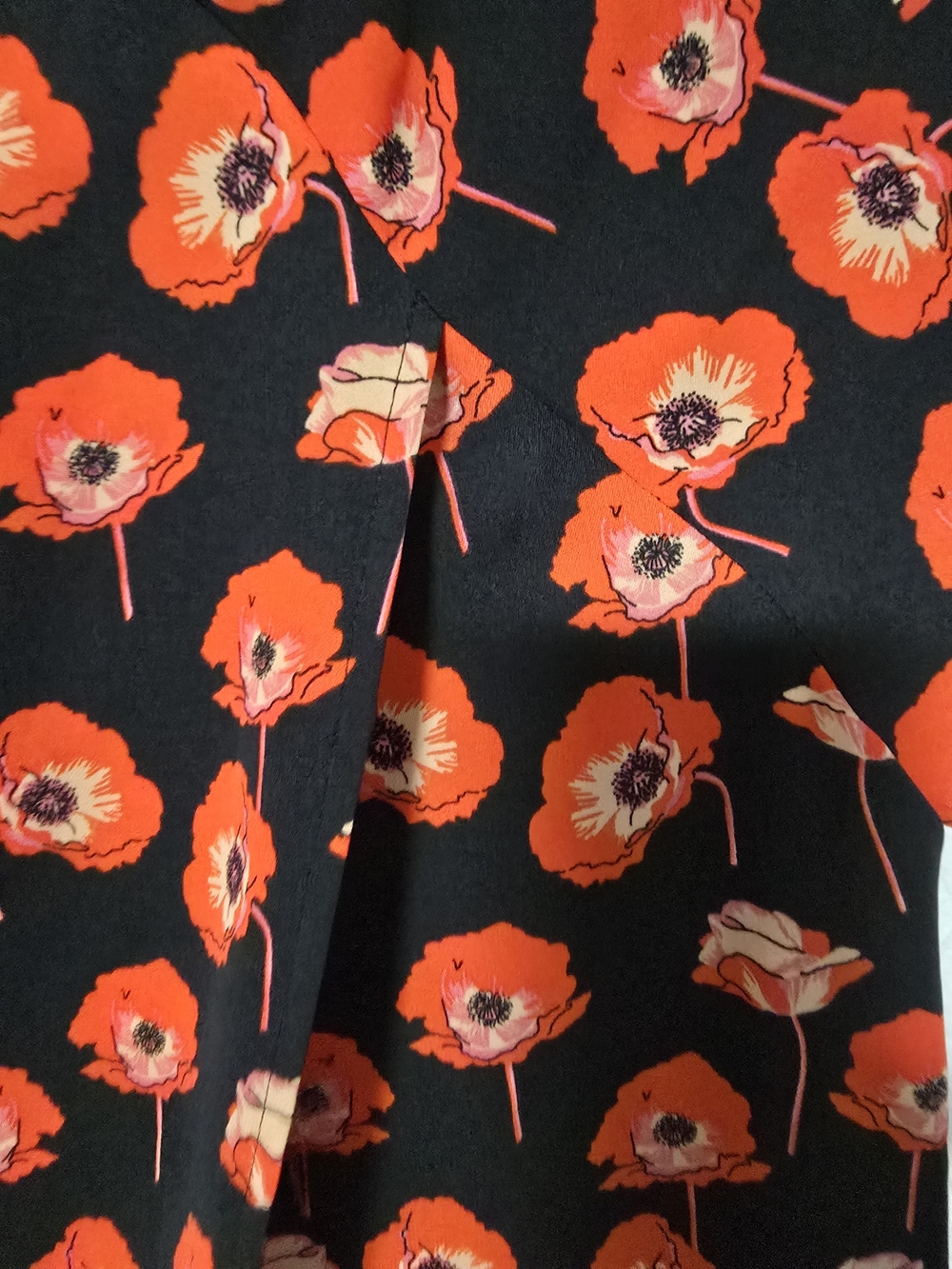 CAbi Black Short-Sleeve Tee with Orange Floral Print Size XS - Picture 7 of 9